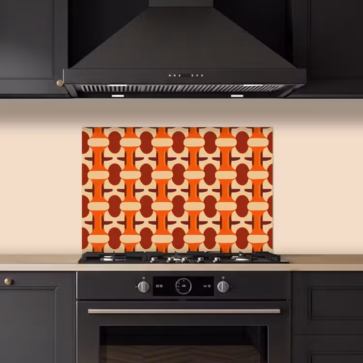 Geometrisch - Retro - Oranje keuken achterwand spatscherm klein 900 -sfeer1