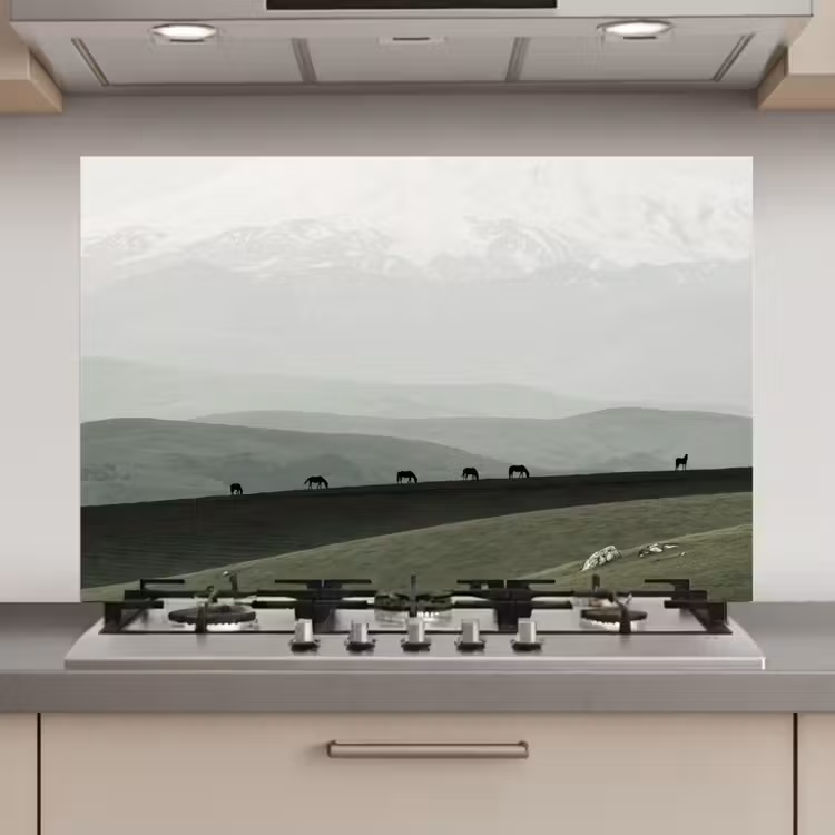 Grijs - Berg - Paarden keuken achterwand spatscherm klein -3d_website