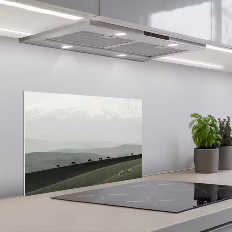 Grijs - Berg - Paarden keuken achterwand spatscherm klein -3d_schuin