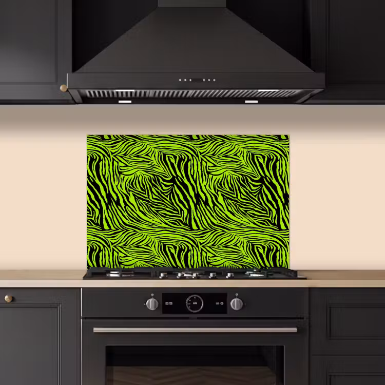 Groen - Zwart - Zebra keuken achterwand spatscherm klein 900 -sfeer1