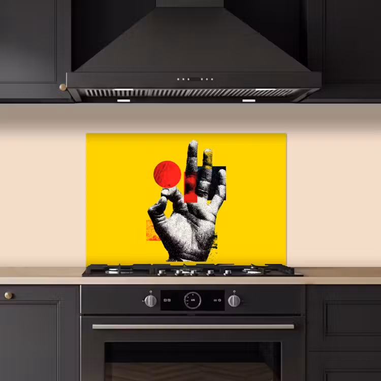 Hand - Rode cirkel - Geel keuken achterwand spatscherm klein -sfeer1