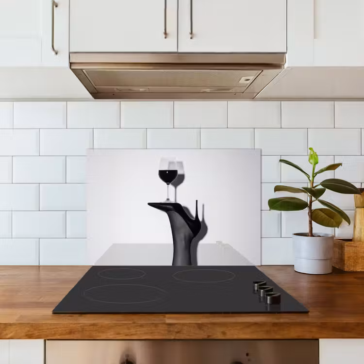 Hak - Wijn - Minimalistisch - Zwart keuken achterwand spatscherm klein -sfeer2