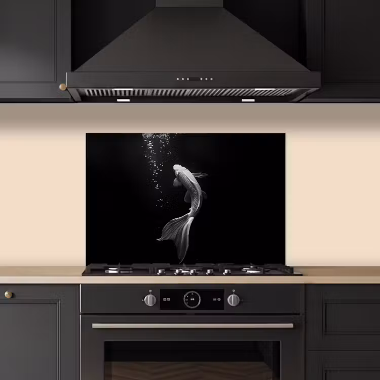 Koi - Vis - Wit - Zwart keuken achterwand spatscherm klein -sfeer1