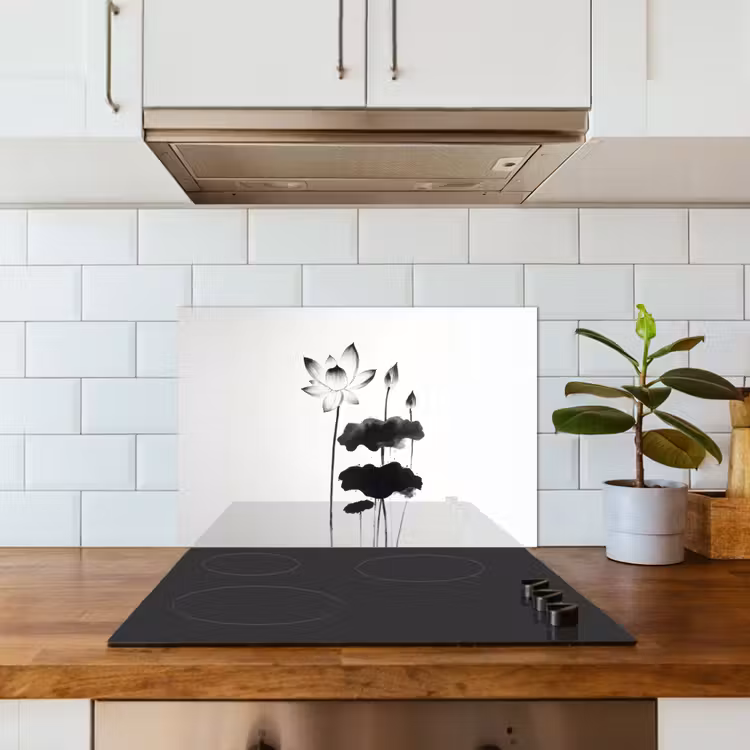 Bladeren - Zwart - Lotusbloem - Minimalitisch keuken achterwand spatscherm klein -sfeer2