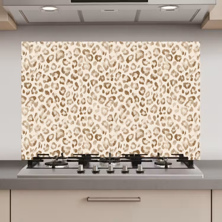 Luipaard - Klassiek - Beige keuken achterwand spatscherm klein 900 -3d_website