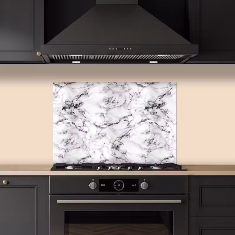Marmer - Zwart - Dramatisch - Wit keuken achterwand spatscherm klein 900 -sfeer1