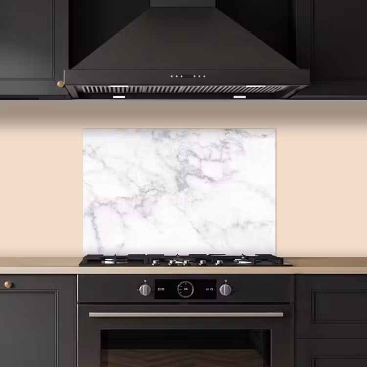 Marmer - Grijs - Wit - Marmerstructuur keuken achterwand spatscherm klein -sfeer1