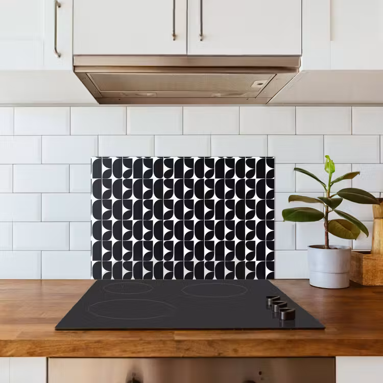 Modern - Geometrisch - Zwart keuken achterwand spatscherm klein 900 -sfeer2