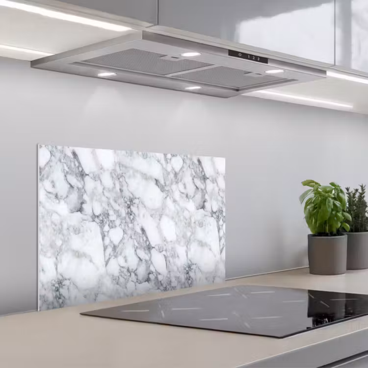 Mozaïek - Marmer - Wit - Onregelmatig keuken achterwand spatscherm klein 900 -3d_schuin