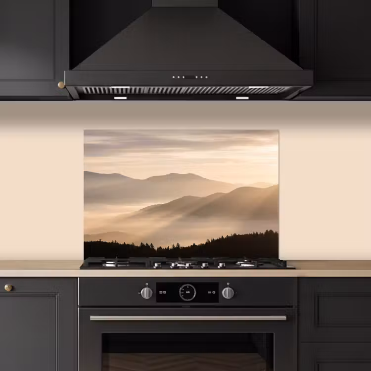 Bergen - Mist - Zonnestralen keuken achterwand spatscherm klein -sfeer1