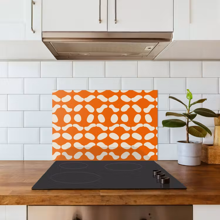 Oranje - Organische vormen - Wit keuken achterwand spatscherm klein 900 -sfeer2