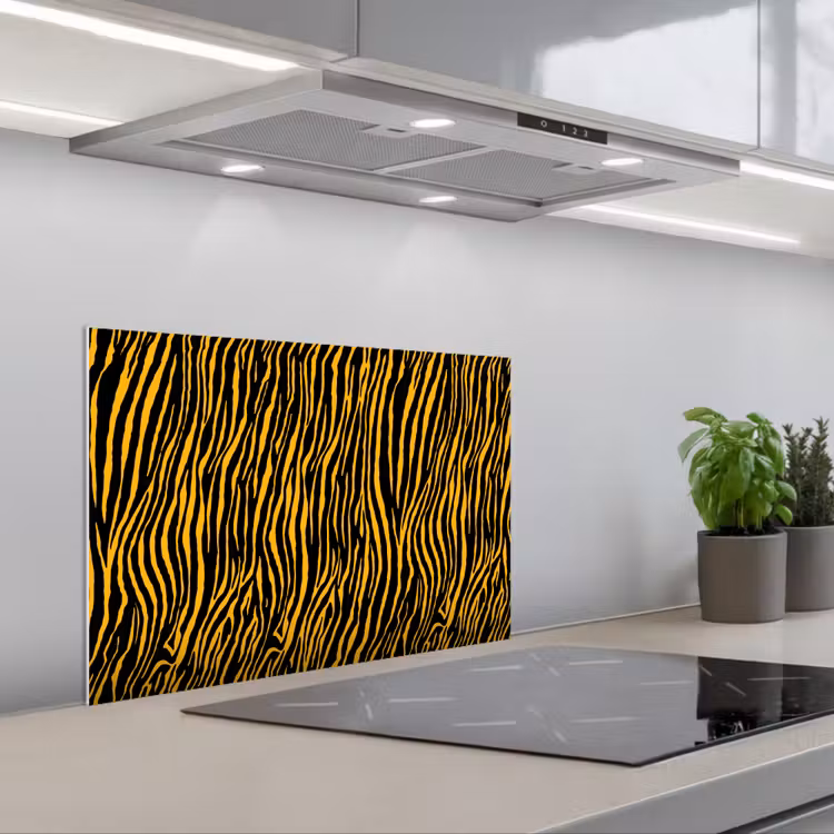 Oranje - Tijger - Zwart - Patroon keuken achterwand spatscherm klein 900 -3d_schuin