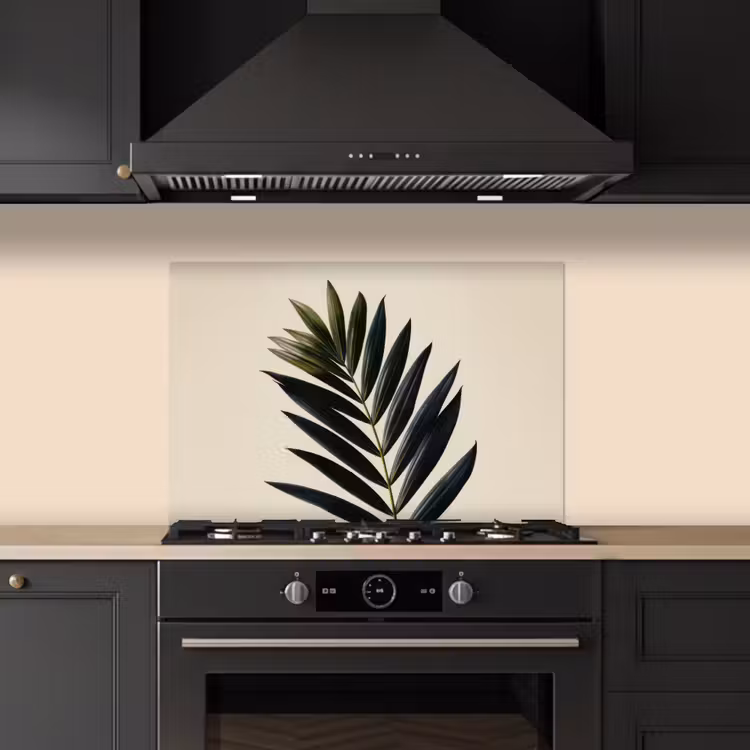 Palmblad - Donkere bladen - Subtiel keuken achterwand spatscherm klein -sfeer1