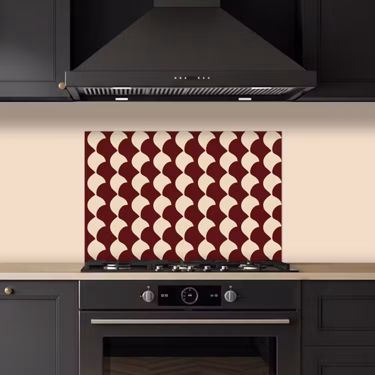 Rood - Tegelpatroon - Crème keuken achterwand spatscherm klein 900 -sfeer1