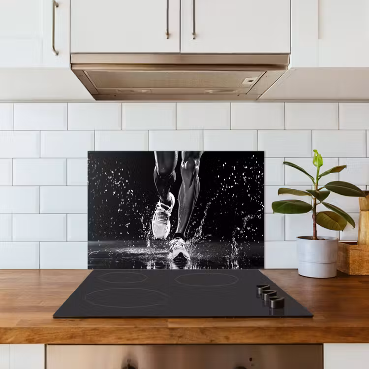 Hardloopschoenen - Rennen - Druppels - Zwart keuken achterwand spatscherm klein -sfeer2