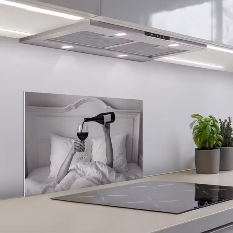 Lakens - Armen - Wijn - Glas keuken achterwand spatscherm klein -3d_schuin