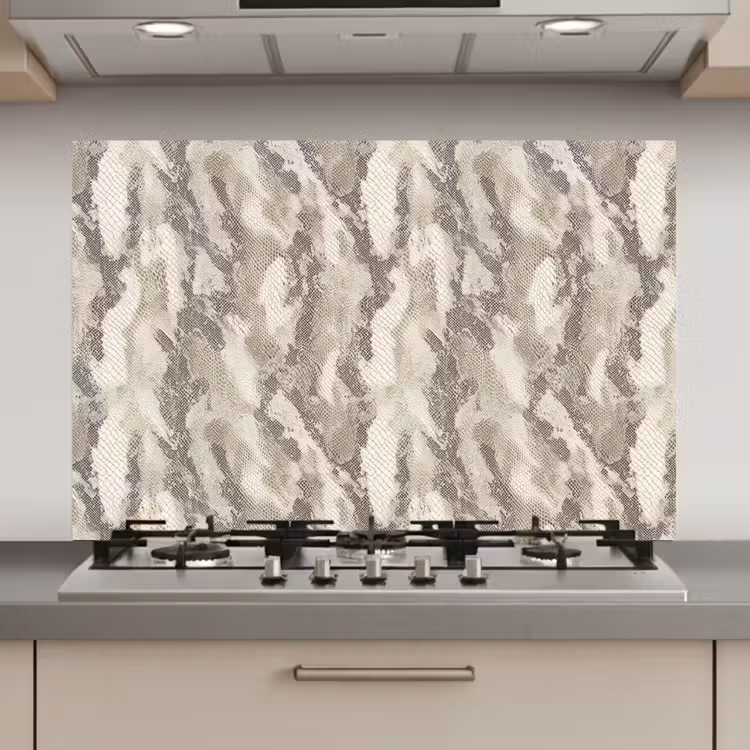 Slang - Patroon - Taupe keuken achterwand spatscherm klein 900 -3d_website
