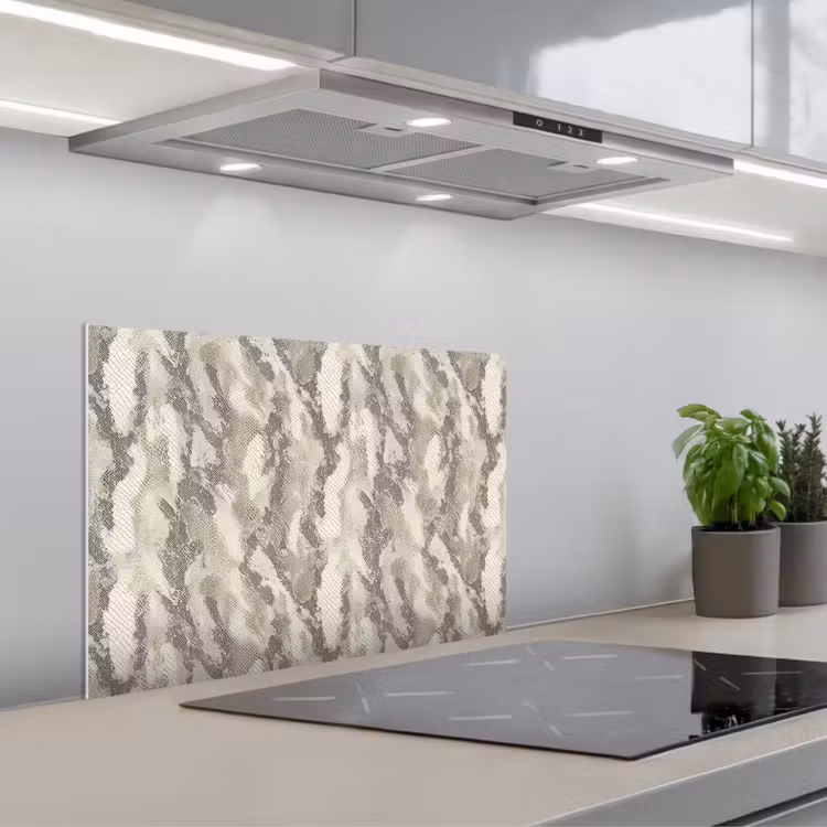 Slang - Patroon - Taupe keuken achterwand spatscherm klein 900 -3d_schuin