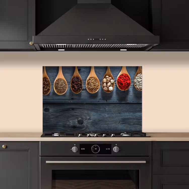 Kruiden - Lepels - Hout - Keuken - Specerijen - Industrieel keuken achterwand spatscherm klein -sfeer1