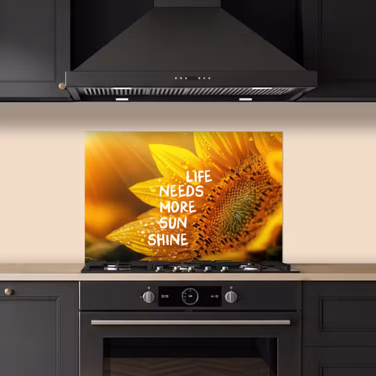 Zonnebloem - Close up - Geel - Quote keuken achterwand spatscherm klein -sfeer1