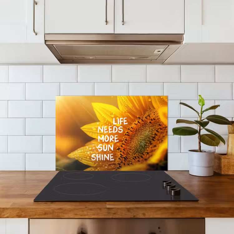 Zonnebloem - Close up - Geel - Quote keuken achterwand spatscherm klein -sfeer2