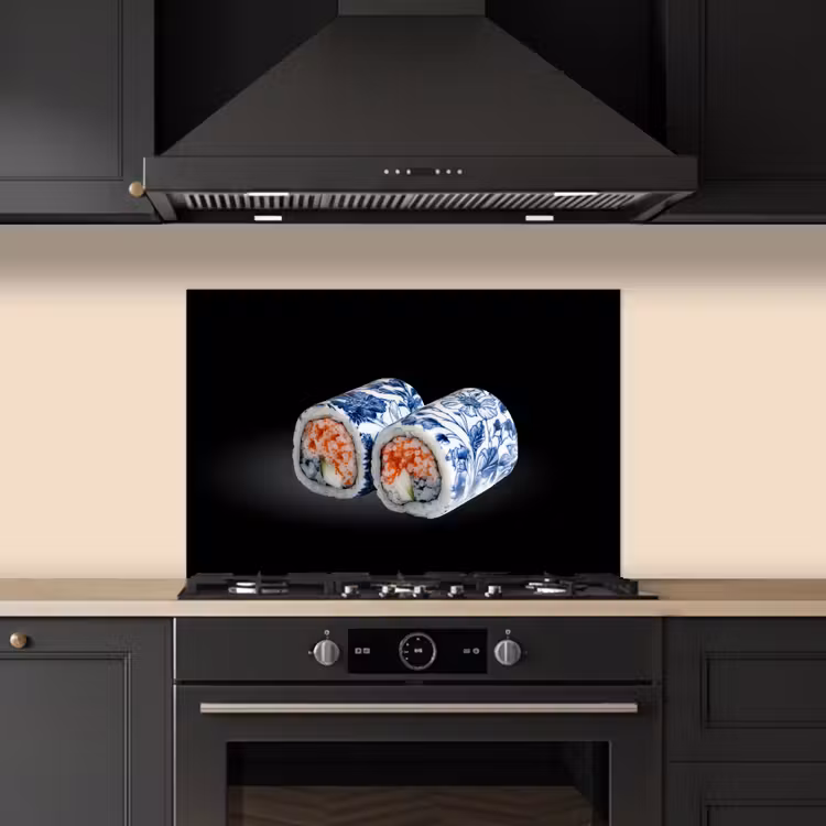 Sushi - Delfts blauw - Rijst - Vis - Elegant keuken achterwand spatscherm klein -sfeer1