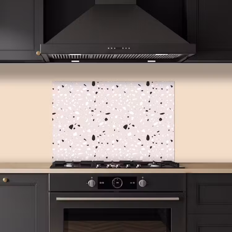 Terrazzo - Patroon - Zacht - Zwart - Wit keuken achterwand spatscherm klein 900 -sfeer1