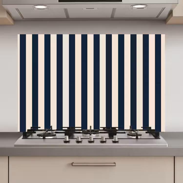 Verticale strepen - Blauw - Crème keuken achterwand spatscherm klein 900 -3d_website