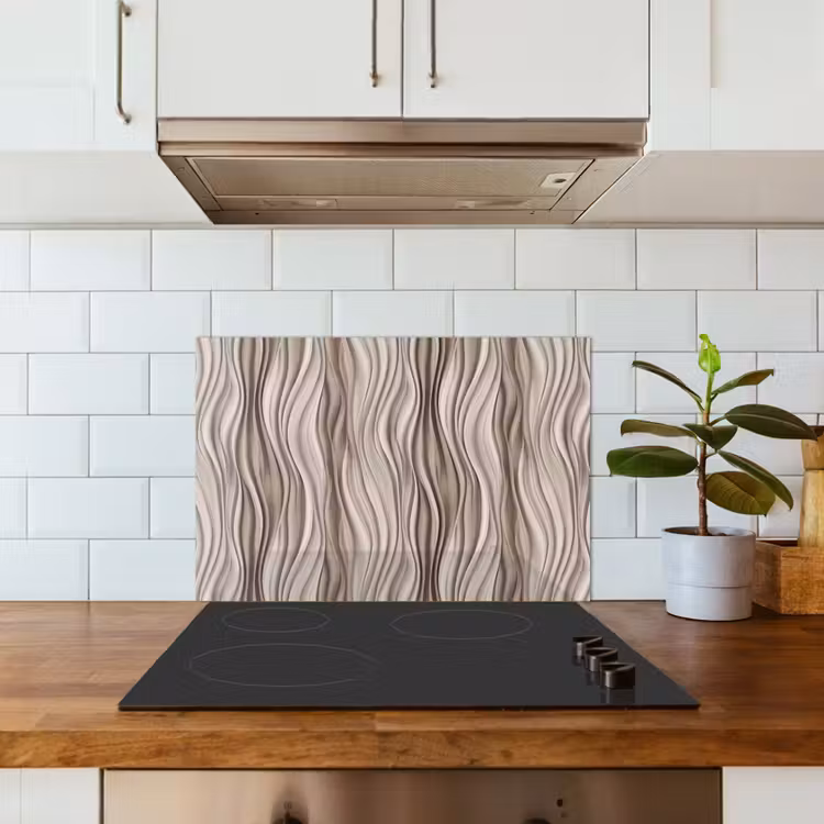 Golven - 3D - Crème keuken achterwand spatscherm klein 900 -sfeer2