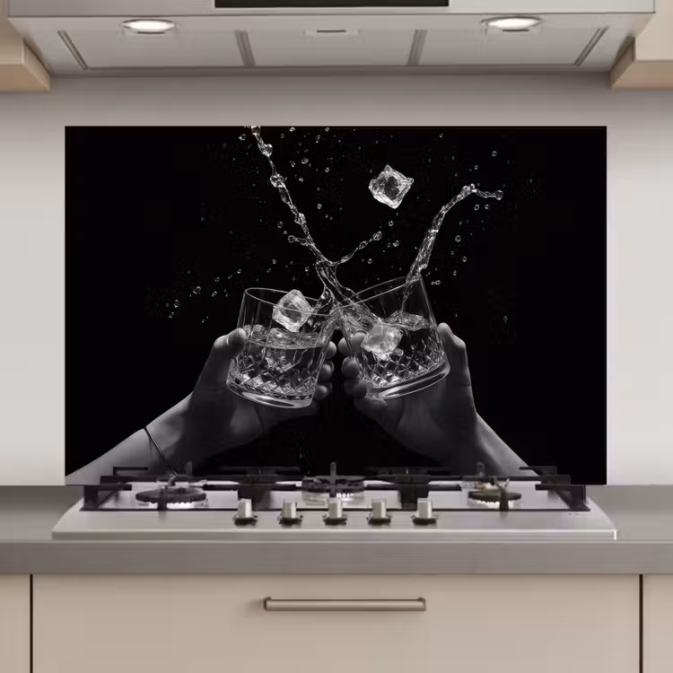 Whiskyglazen - Ijs - Spetters - Zwart keuken achterwand spatscherm klein -3d_website