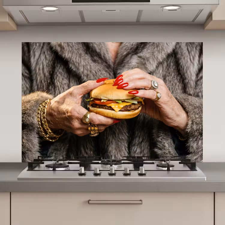 Vrouw - Hamburger - Bontjas keuken achterwand spatscherm klein -3d_website