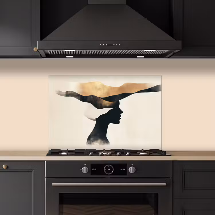 Vrouw - Golven - Zwart keuken achterwand spatscherm klein -sfeer1