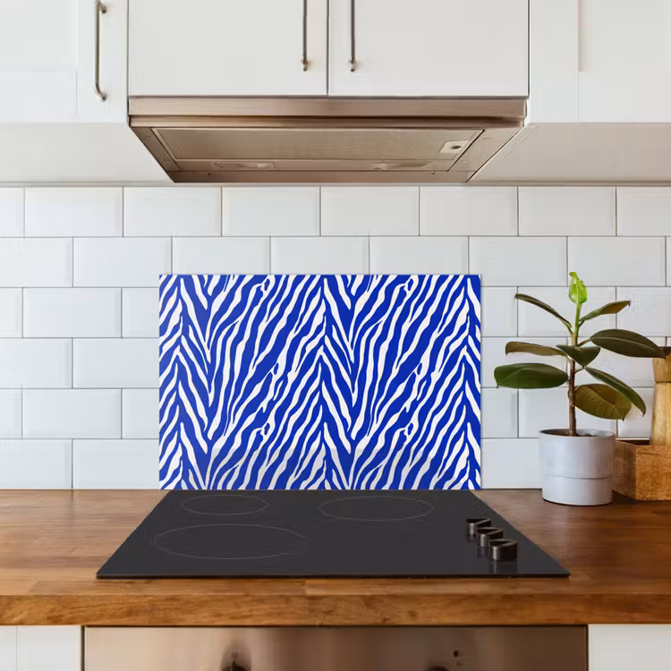 Zebra - Patroon - Kobalt - Blauw keuken achterwand spatscherm klein 900 -sfeer2
