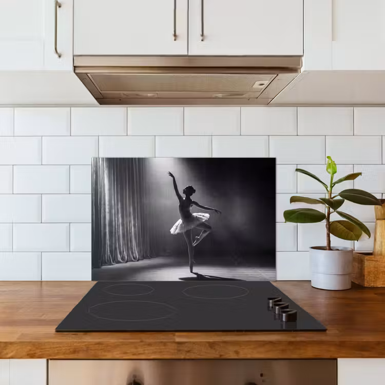 Danser - Podium - Zwart-wit - Kunst - Klassiek keuken achterwand spatscherm klein -sfeer2