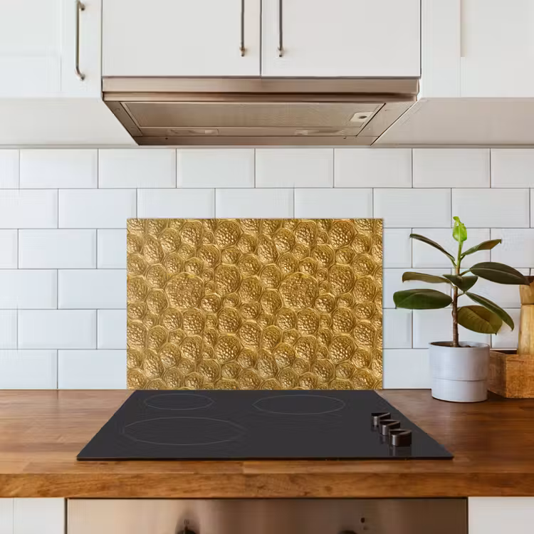 Gehamerd - Mozaïek - Antiek - Goud keuken achterwand spatscherm klein 900 -sfeer2