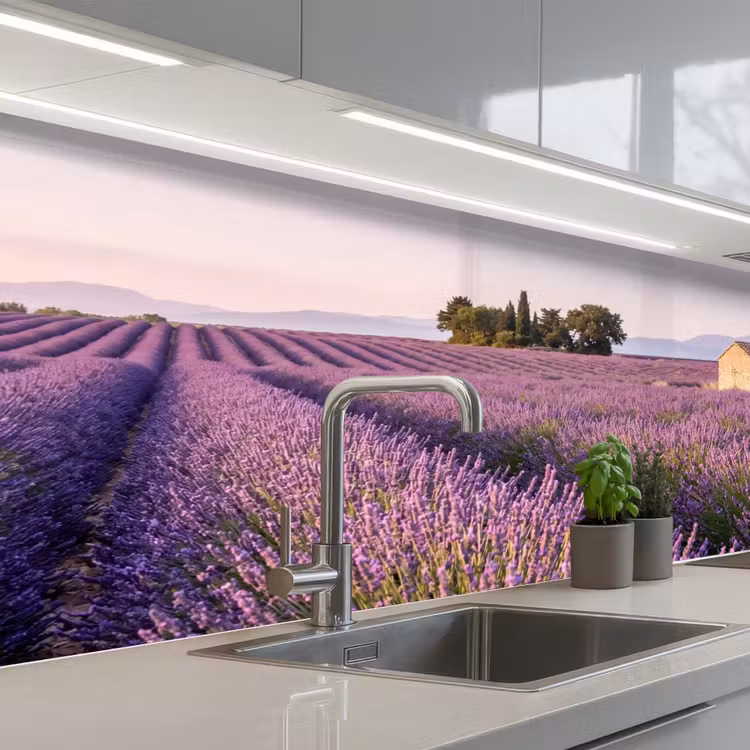 Lavendel - Landschap - Sereen - Paars keuken achterwand 2 middel -3d_schuin