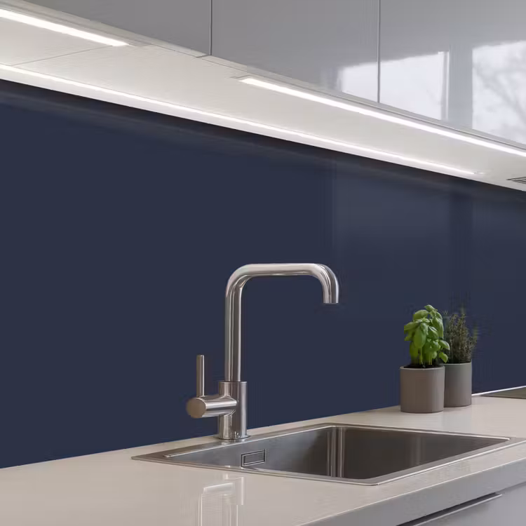 Midnight - Swing - Blauw keuken achterwand 2 middel 871 -3d_schuin