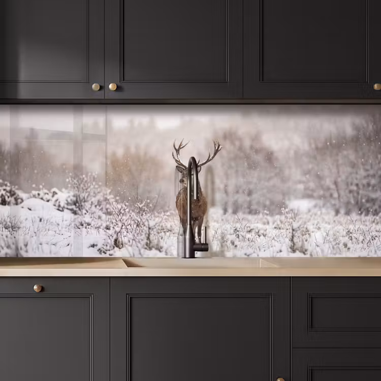 Edelhert - Bos - Sneeuw - Winter - Majestueus keuken achterwand 2 middel -sfeer1