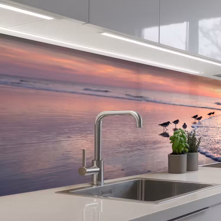 Meeuwen - Strand - Zee - Roze keuken achterwand 2 middel -3d_schuin