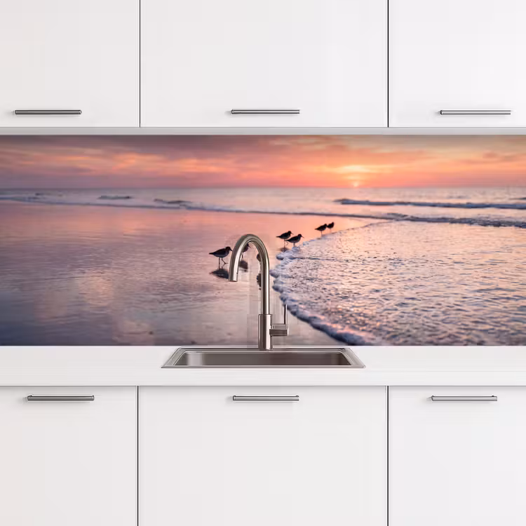 Meeuwen - Strand - Zee - Roze keuken achterwand 2 middel -3d