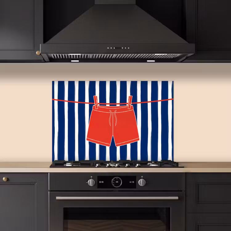 Shorts - Waslijn - Zomer - Illustratie - Rood keuken achterwand spatscherm klein -sfeer1