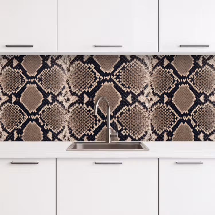 Slangenprint - Python - Bruin keuken achterwand 2 middel -3d