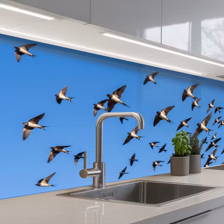 Zwaluwen - Vliegen - Blauw keuken achterwand 2 middel -3d_schuin