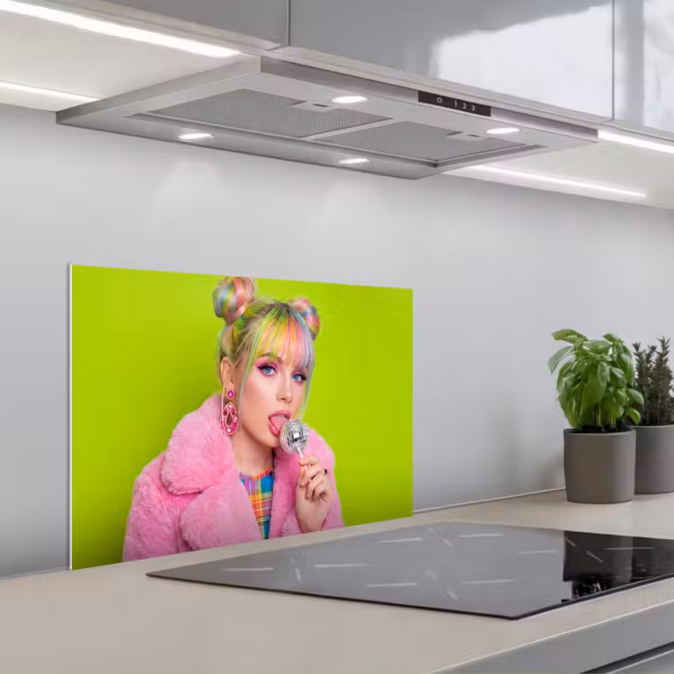 Vrouw - Kleurrijk haar - Pop art - Modern - Levendig keuken achterwand spatscherm klein -3d_schuin