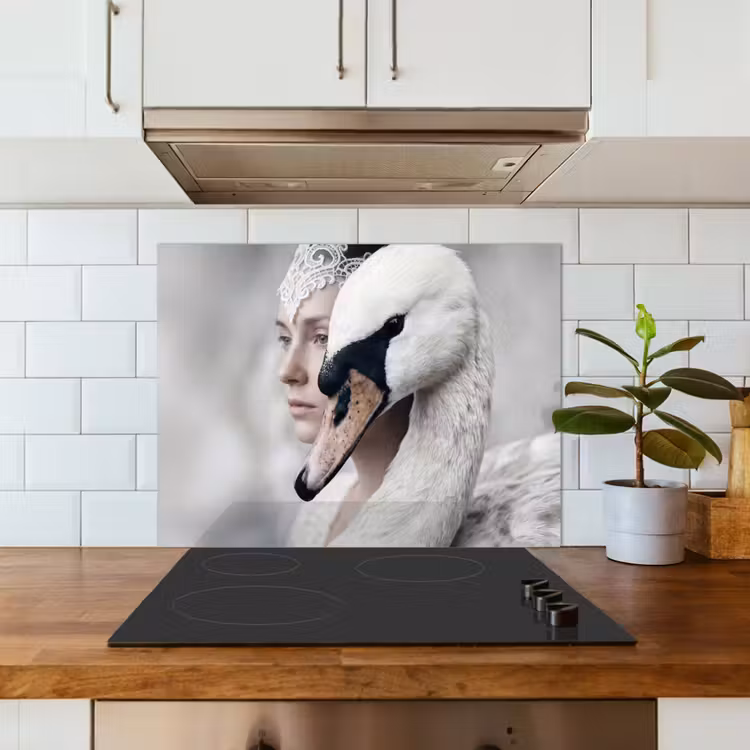 Vrouw - Zwaan - Wit keuken achterwand 2 middel -sfeer4_NL