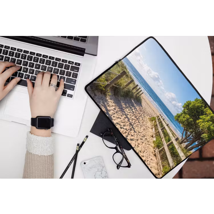 Strand - Zandpad - Oceaan - Natuur laptophoes neopreen klein -bureau