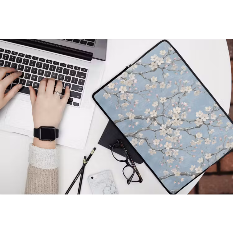Takken - Kersenbloesem - Blauw laptophoes neopreen klein -bureau