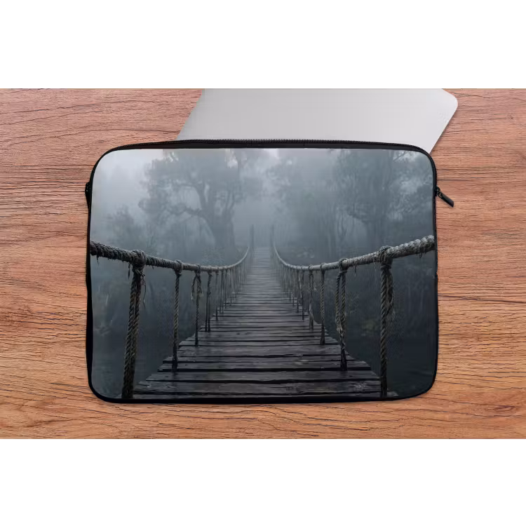 Brug - Jungle - Mist - Natuur laptophoes neopreen klein -tafel