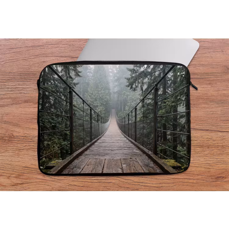 Brug - Bos - Mist - Natuur laptophoes neopreen klein -tafel