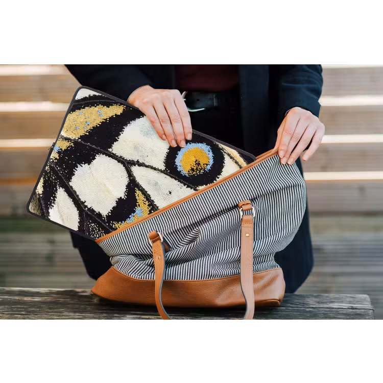 Vlinder - Vleugel - Geel laptophoes neopreen klein -tas